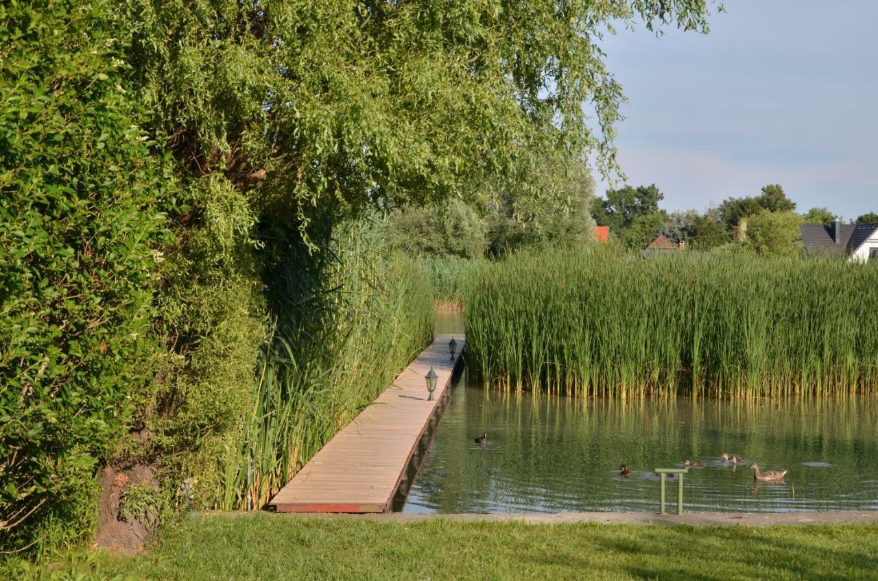 Miklos Fkk Naturist Szigetszentmiklos Exterior photo