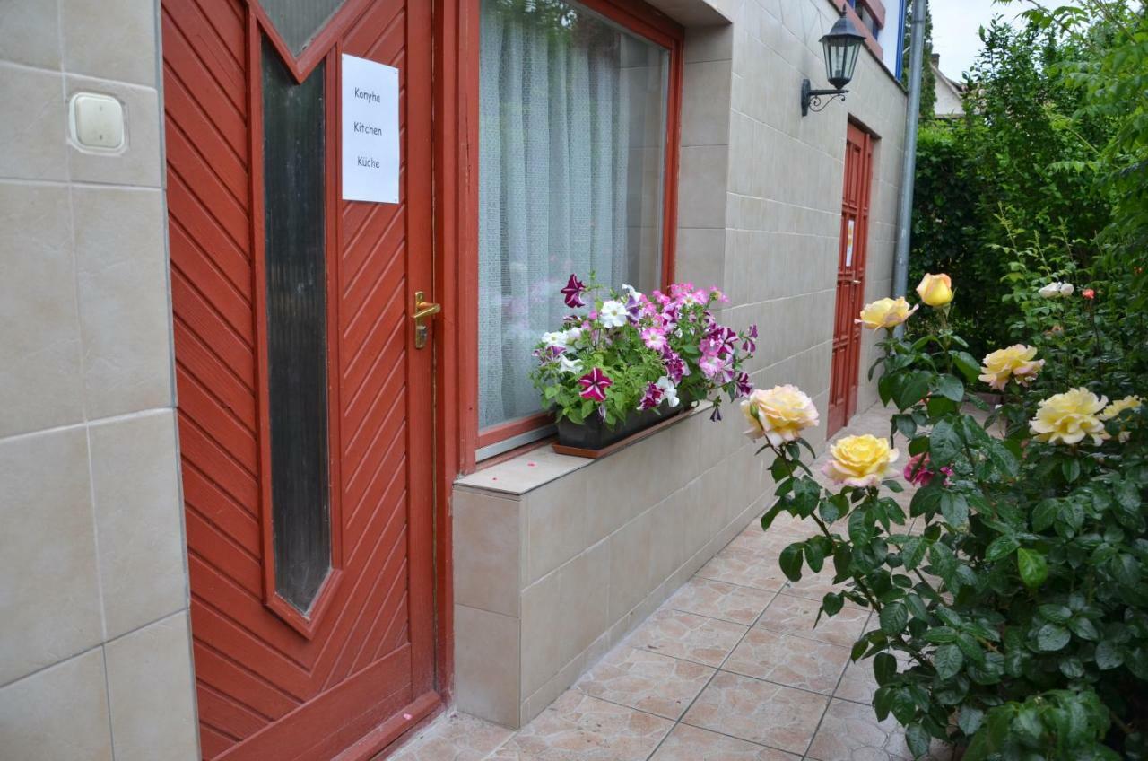 Miklos Fkk Naturist Szigetszentmiklos Exterior photo